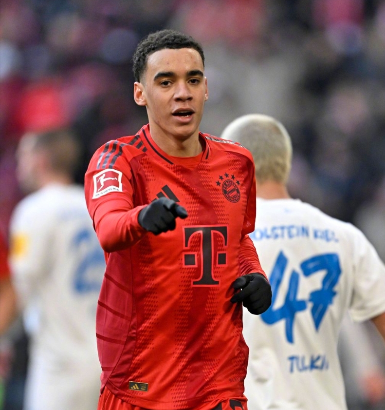 拜仁战平国米，凯恩梅开二度西甲的简单介绍