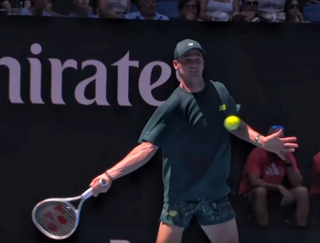 关于德国网球队轻取日本网球队,兹维列夫制霸全场的信息 关于德国网球队轻取日本网球队,兹维列夫制霸全场的信息