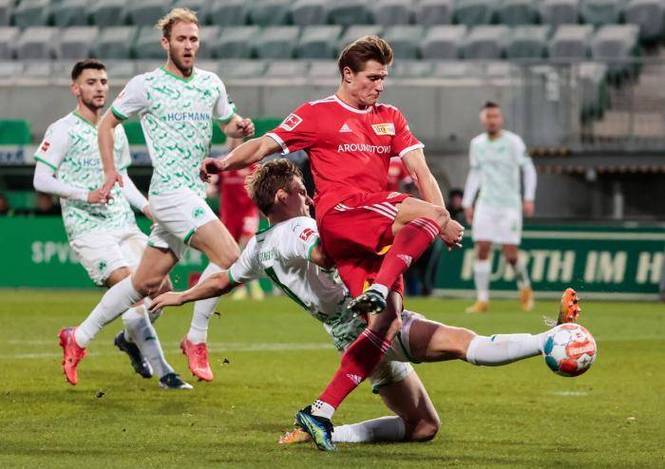 华体会app-奥格斯堡主场取胜，-击败对手