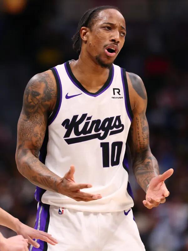 猛龙翻盘魔术,德罗赞状态火热 猛龙翻盘魔术,德罗赞状态火热